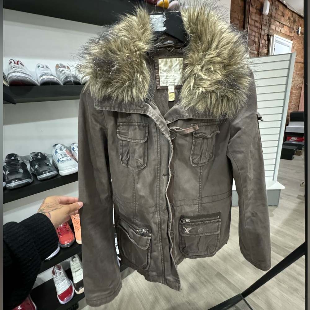 🔴SOLD🔴Brown and tan faux fur lined bomber jacket jacket #fauxfur